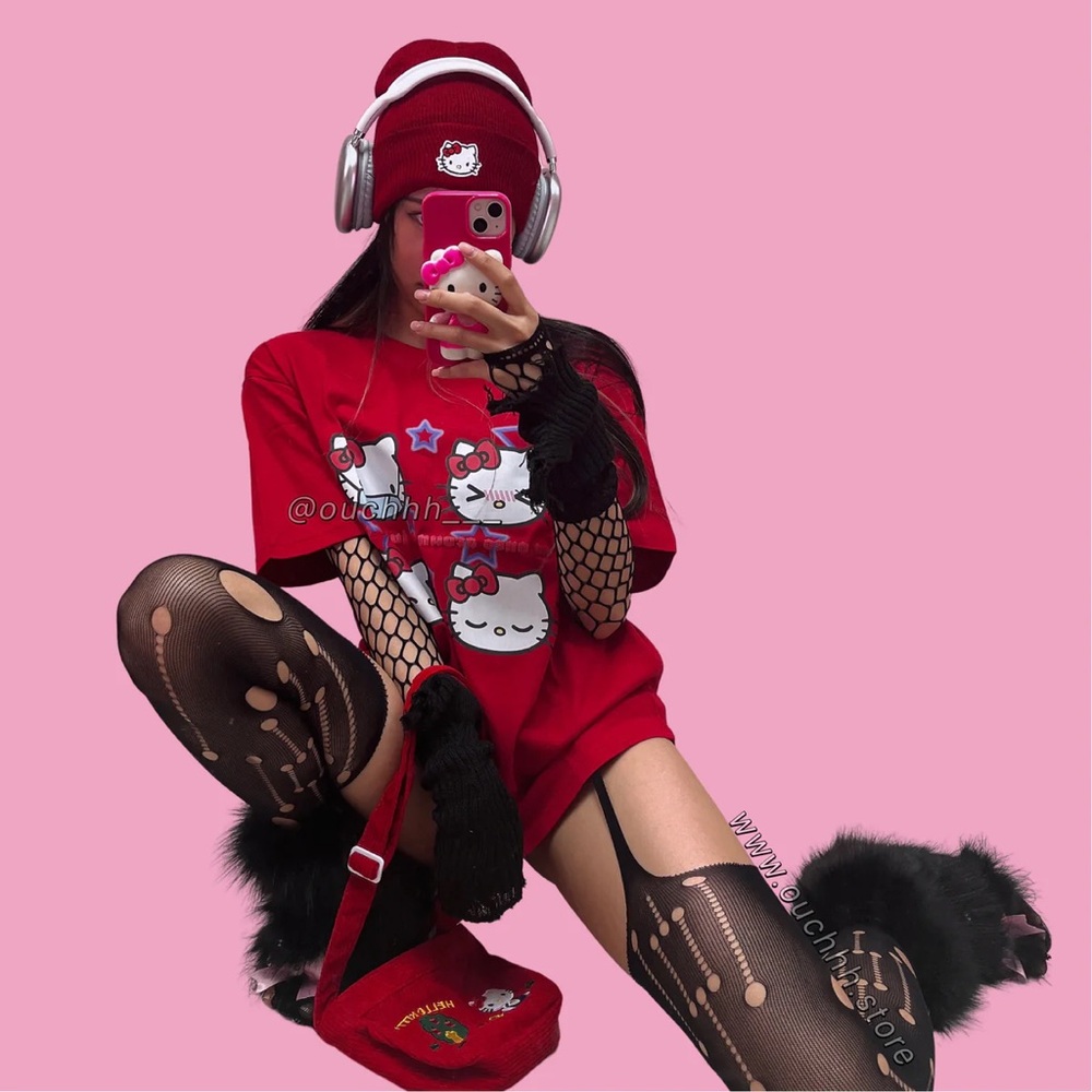OUCHHH STORE EMOTIONAL KITTY T SHIRT
